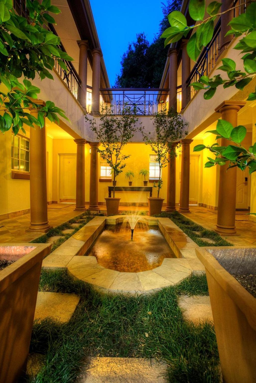 10 2Nd Avenue Houghton Estate By Dream Resorts โจฮันเนสเบิร์ก ภายนอก รูปภาพ