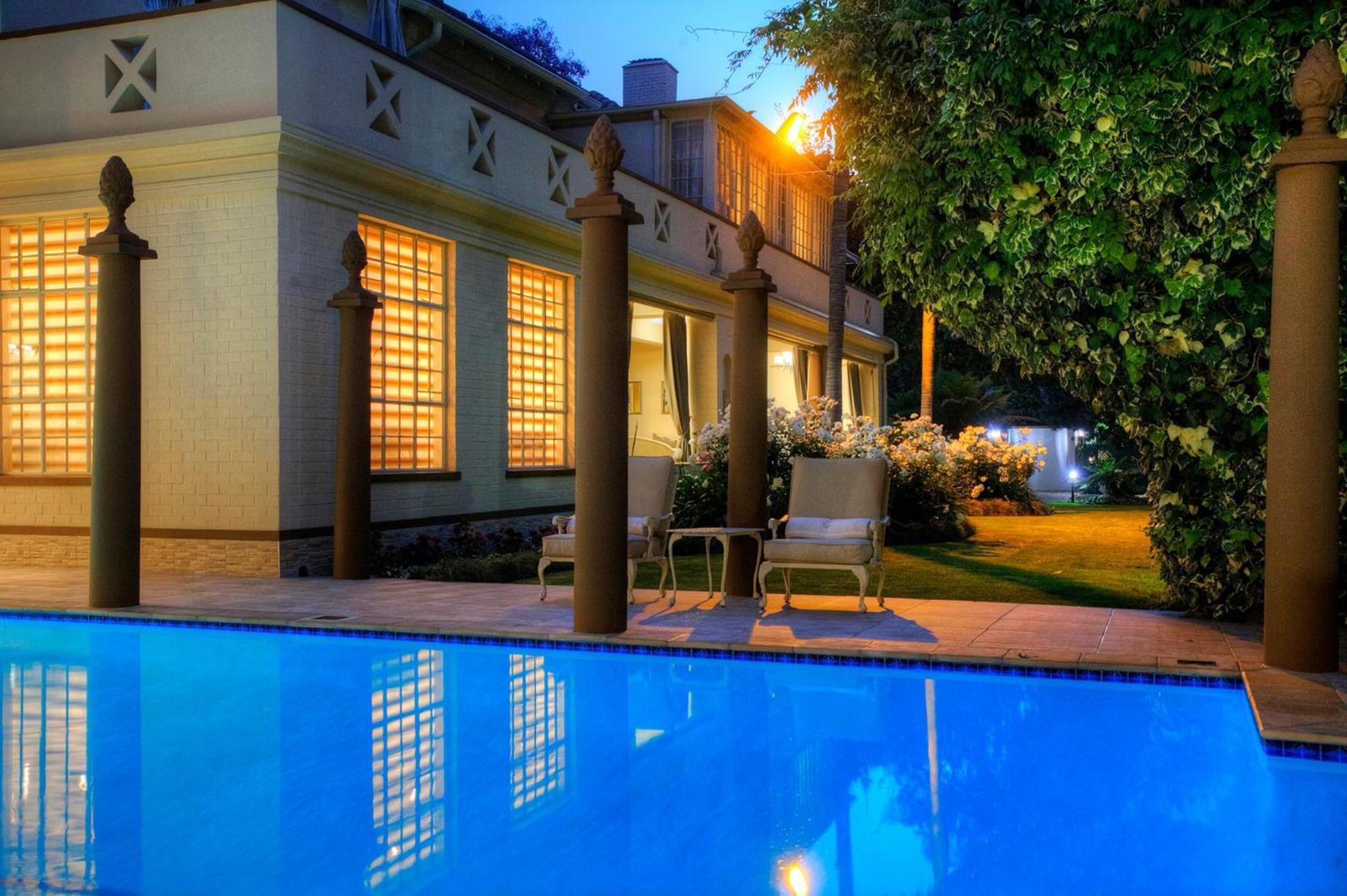 10 2Nd Avenue Houghton Estate By Dream Resorts โจฮันเนสเบิร์ก ภายนอก รูปภาพ